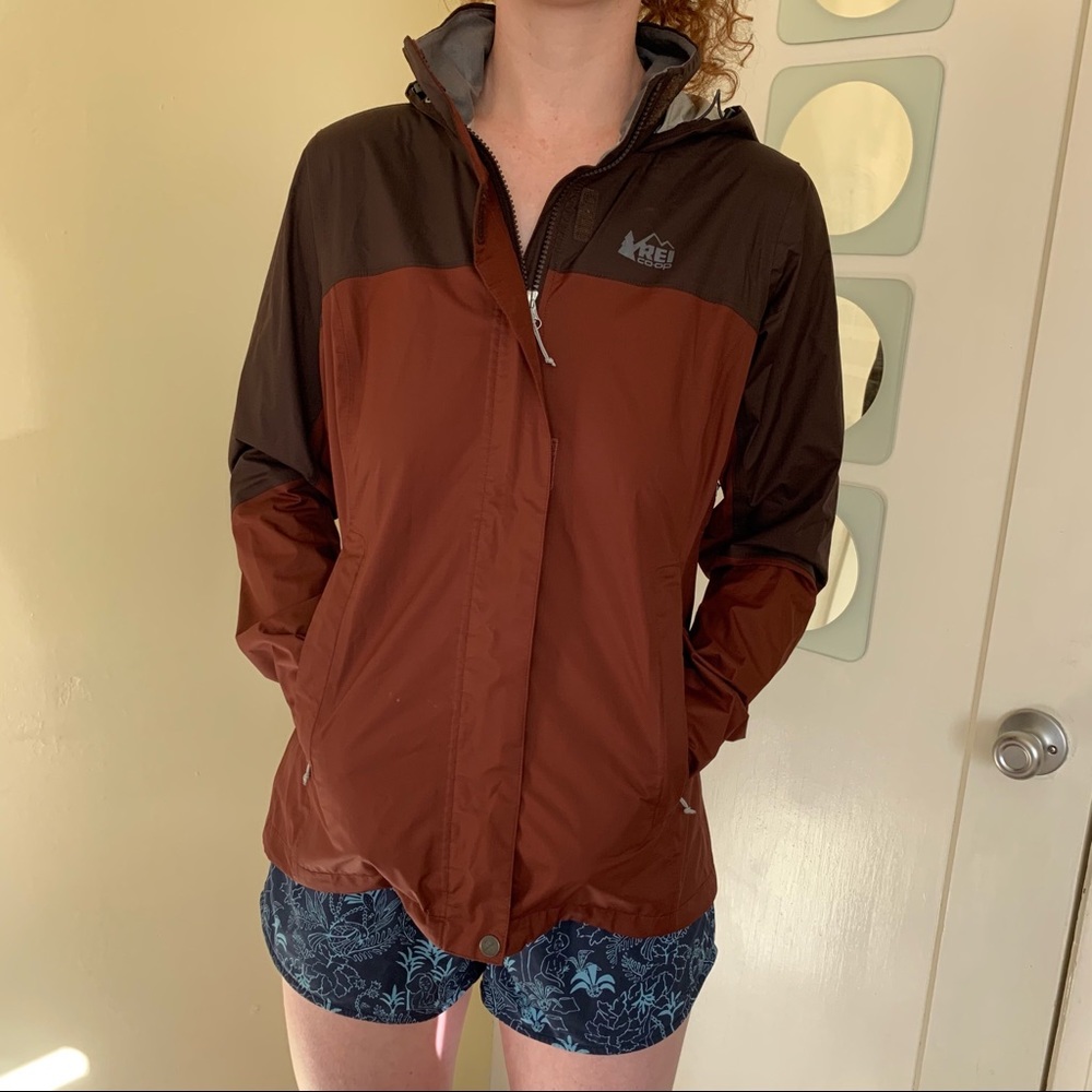 maroon rei coop rain jacket